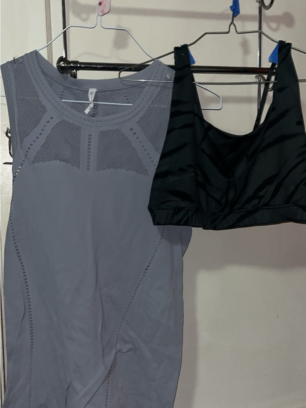Athleta Light Gray Seamless Tank with Black Sports Bra